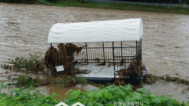[속보] ‘경기날씨 200mm 폭우’...오산천 잠수교 양방향 통제 중