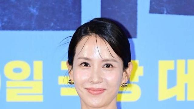 조여정, 팬들 결국 야단쳤다…조공했는데 
