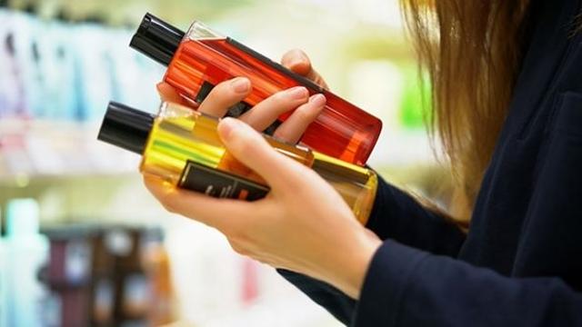 단순히 샴푸에 곁들이는 게 아니다…린스와 트리트먼트 결정적인 차이