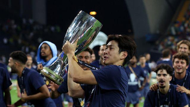 ‘평점 8.5 호평’ 이강인 미쳤다! 환상 왼발 추격골→PSG 첫 UEFA 슈퍼컵 우승 주역 등극