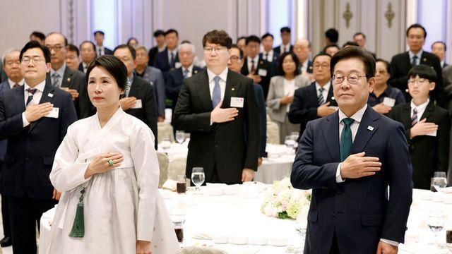 이 대통령 “‘독립하면 3대 망한다’ 없도록 지원 두텁게 할 것”