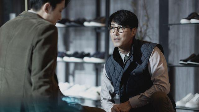 차승원, 박찬욱 신작 ‘어쩔수가없다’서 구부정한 카리스마 예고