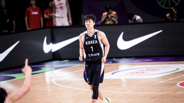 [FIBA 아시아컵] ‘굶주린 늑대’의 투혼을 봤다…이현중-하윤기 분전한 한국남자농구, 중국에 71-79 패배로 4강행 좌절