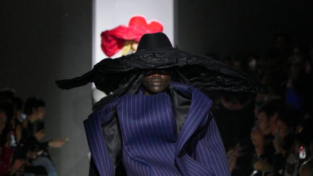 COMME DES GARÇONS | 마리끌레르
