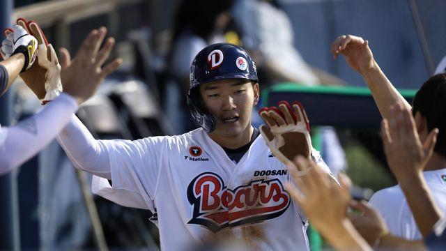 안재석, 연장 11회말 끝내기 솔로홈런…두산, KIA 6-5로 꺾고 2연승