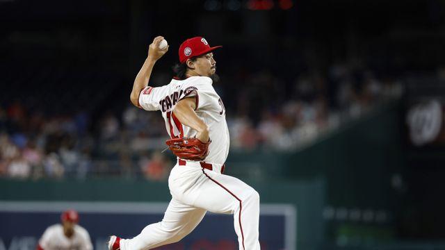 공 4개, ⅓ 이닝 던지고 MLB 통산 첫 승리라니…'MLB 홈런 3위' 슬러거 잡고 웃었다