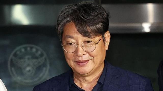 “결코 아니다”더니…이춘석도 보좌관도 ‘주식 차명 거래’ 시인