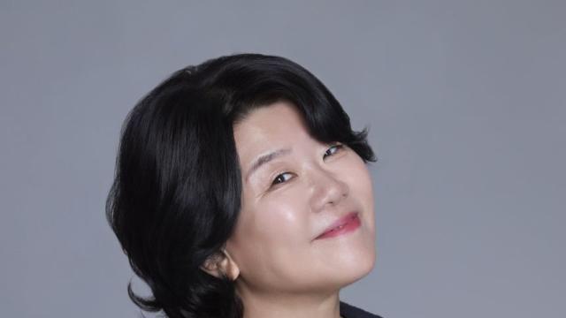 [인터뷰] ‘좀비딸’ 이정은 “영화는 계속될 거라는 믿음, 깨지지 않길”