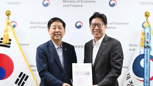 부산시, 2026년 국비 확보 총력전...경제부총리 만나 지원 요청