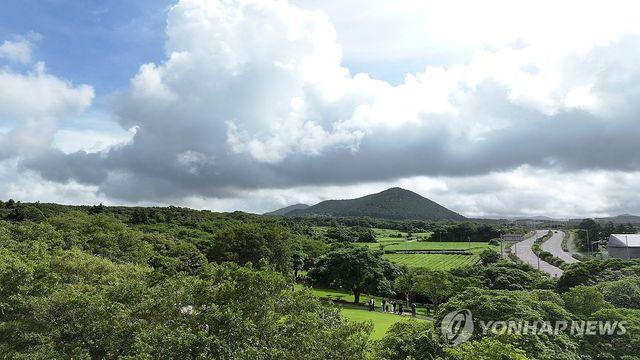 전북 대체로 구름 많음…낮 기온 31∼34도