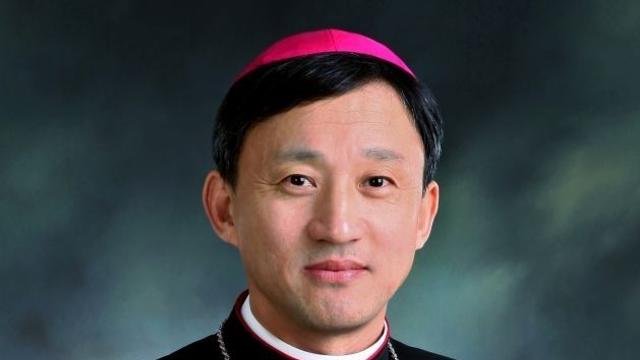 유인촌 전 문체부 장관 형제상…유경촌 주교 선종