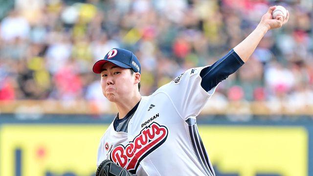 '이럴 수가' 최승용·양의지 배터리 3회 동반 조기 교체 왜?…