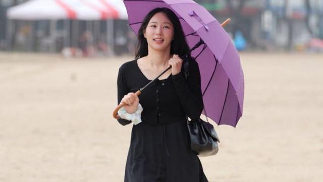마성의 24기 옥순, 몸매 드러내며…스킬 장난 아니네 (나솔사계)