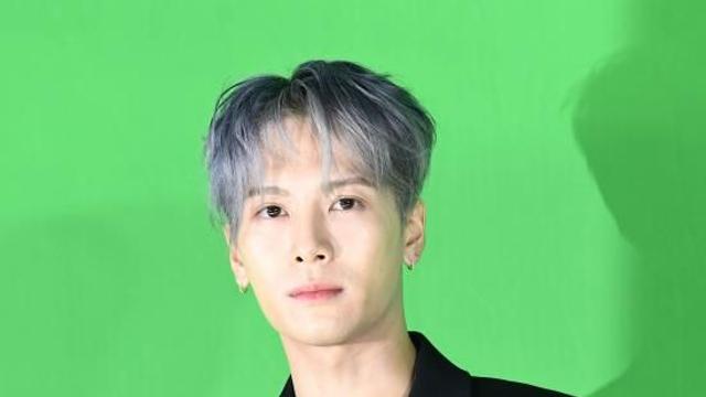 갓세븐 잭슨, 식중독으로 응급실 이송…