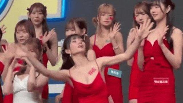 당황한 여자의 찰진 반응