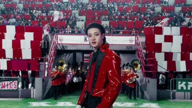 스트레이 키즈, 신곡 'CEREMONY' 첫 뮤비티저 공개…8색 챔피언 'Hip hip hooray'