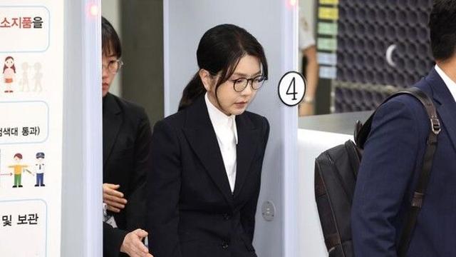 특검, 내일 김건희-‘집사’ 김예성 동시 소환…대질조사 가능성도
