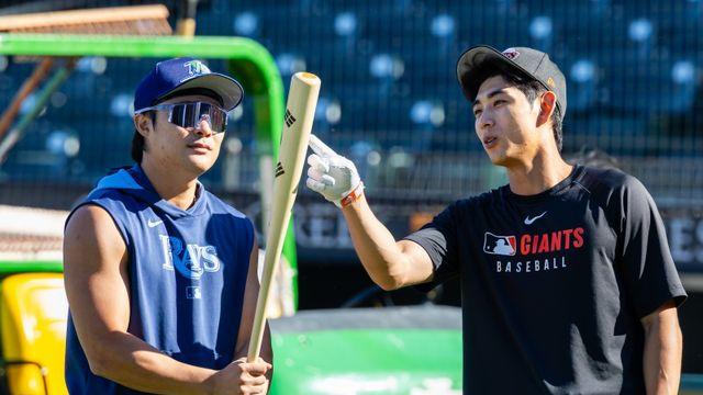 ‘코리안 더비’ 이정후-김하성, 나란히 안타 ‘SF 7연패 탈출’