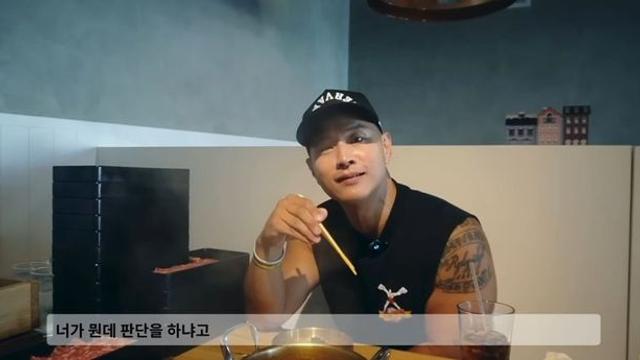 돌아온 유승준 “지금까지 버틴 것만 해도 기적” [RE:뷰]