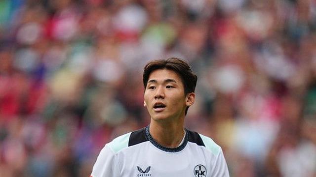 ‘3경기 만에 독일 무대 데뷔골’ 김지수, 임대 가자마자 맹활약 중! 포칼 대승 돕는 골 작렬