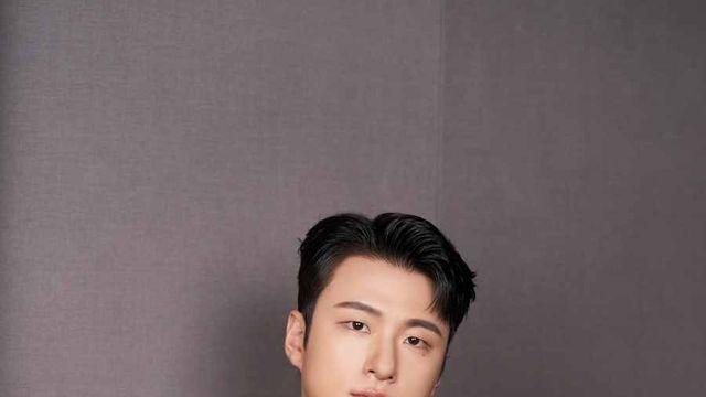 ‘온리 갓’ 신승호, 사제복 입고 강동원·김남길 라인 합류 “관객 불편하지 않길” [영화人]