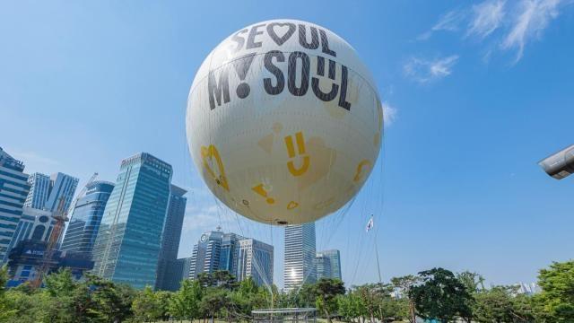 “首尔之月”吸引游客5万人次 外国游客占比超三成