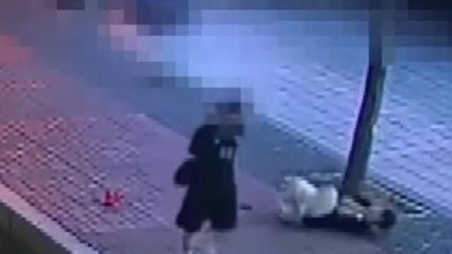 여친 얼굴에 발차기 해놓고…