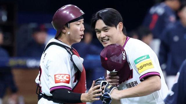 키움 포수 김재현, 발목 수술로 시즌 아웃…”복귀까지 3개월 소요”