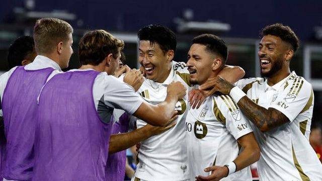 ‘데뷔 도움’ LAFC 홀린 손흥민…”그와 함께할 수 있어 정말 기뻐”