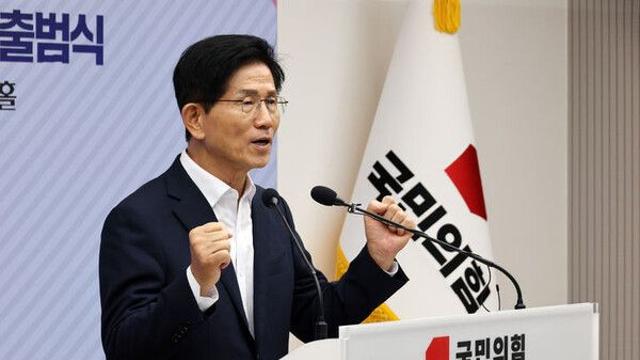김문수 “특검, 빈집털이 압수수색 시도할 수도…당사로 모여달라”