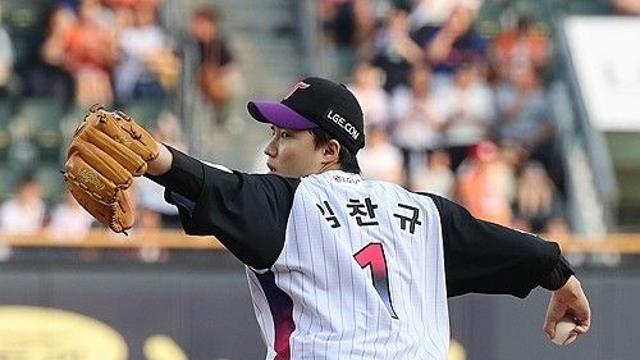 LG, 홈런 세 방으로 SSG 꺾고 선두 질주…임찬규 3년 연속 10승