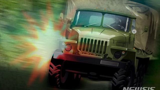 연천에서 군용차 커브길 돌다가 '전복'…군인 8명 중·경상