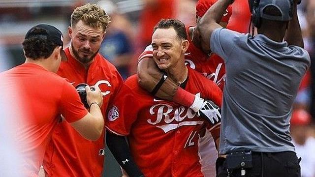 MLB 승률 1위 밀워키, 연장 접전 끝에 패배…14연승에서 제동
