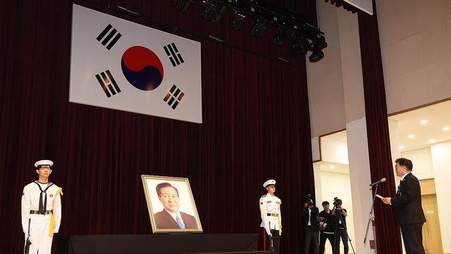 DJ 추도식서도 날선 발언…鄭 