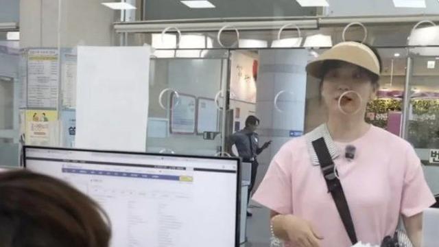 강아지를 호적에 올려달라는 민원인 