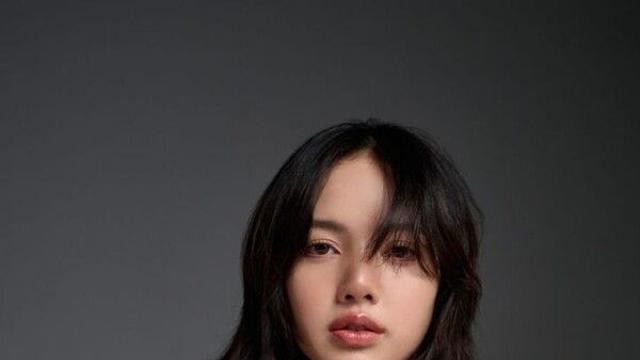 블랙핑크 리사, 플리마켓 수익금 기부 