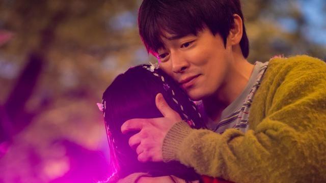 《我的僵尸女儿》票房称冠 韩国本土电影迎新高
