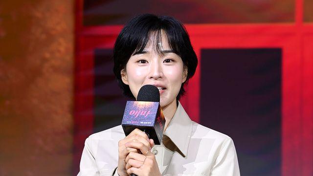 수천대 경쟁률 뚫은 '애마'의 얼굴 방효린…감독 