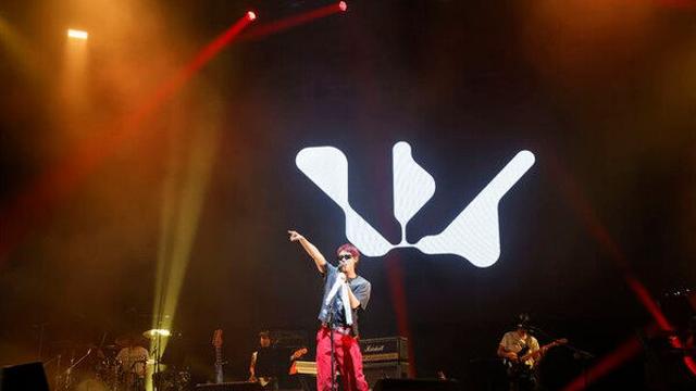 '역주행 신화' 우즈, 日 '서머소닉' 뜨겁게 달궜다