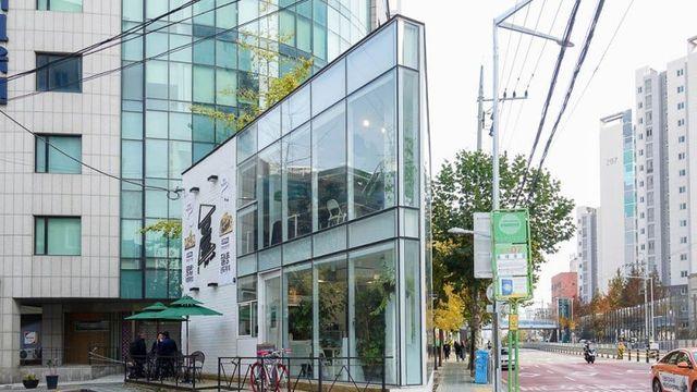 김풍 옾 카페 망한거보면 자영업이 힘들긴 함