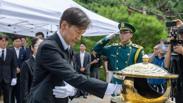 사면된 조국, 곧바로 출마 공식화…