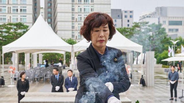 경기도의회 이채영 의원, 광복 80주년 맞아 현충탑 참배