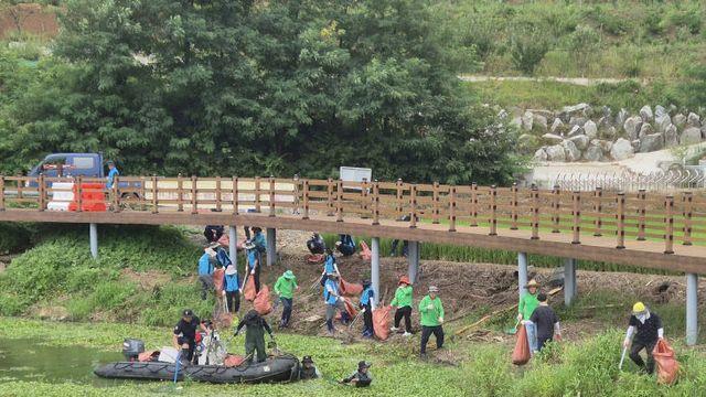 서산 풍전저수지, 많은 봉사자들의 따뜻한 손길로 되살아나다!