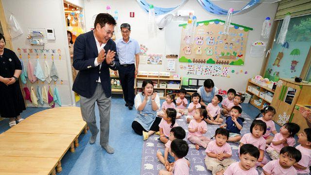 종로구, 맞벌이 가정 위한 ‘아침돌봄’ 사업…내달 시범운영[동네방네]
