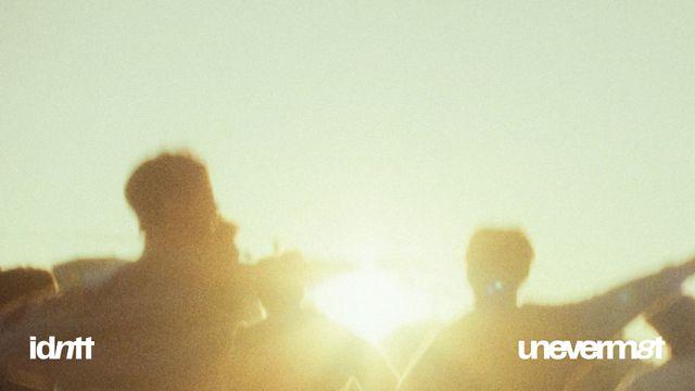 아이덴티티 unevermet, 데뷔 앨범부터 초동 33만장 돌파