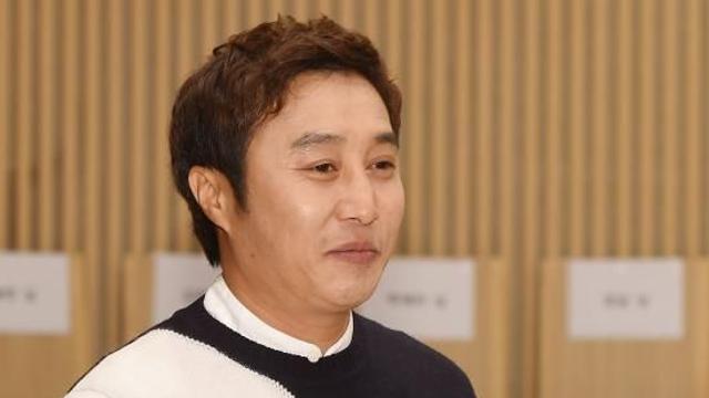 '전처 딸 파양' 김병만, 친자 두 자녀 공개…