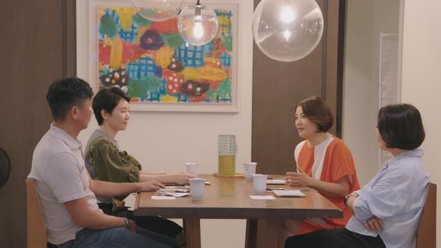 383명 출연 735만뷰.. 100회로 증명한 ‘4인용 식탁’의 ‘진짜’ 이야기