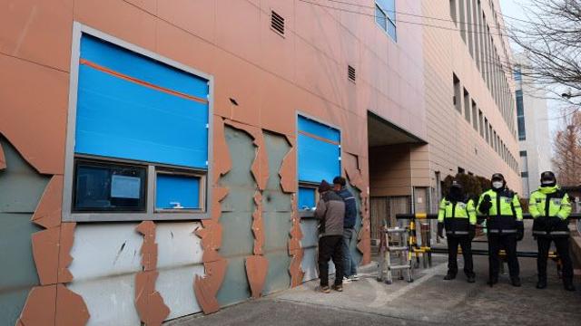 [단독]법원, 폭도들에 배상책임 묻는다…직원 심리치료비도 청구