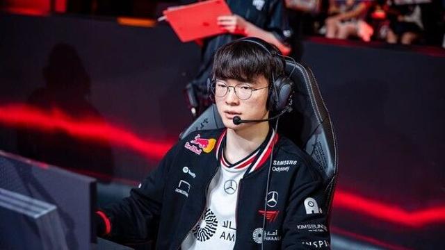 '13년 왕좌의 증명'... 페이커, LCK 사상 최초 700승 금자탑 달성