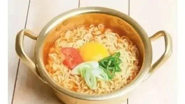 라면에 계란 넣는 유형